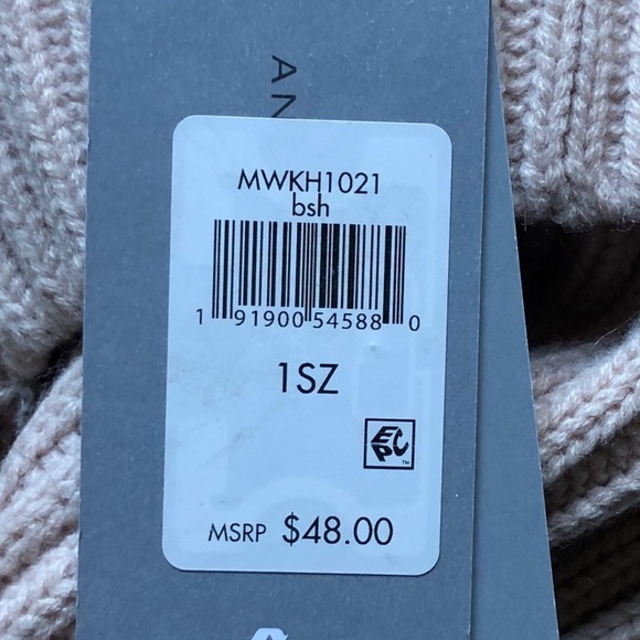 Marc New York Faux Fur Rib Knit Beanie Tan NWT - Picture 8 of 10